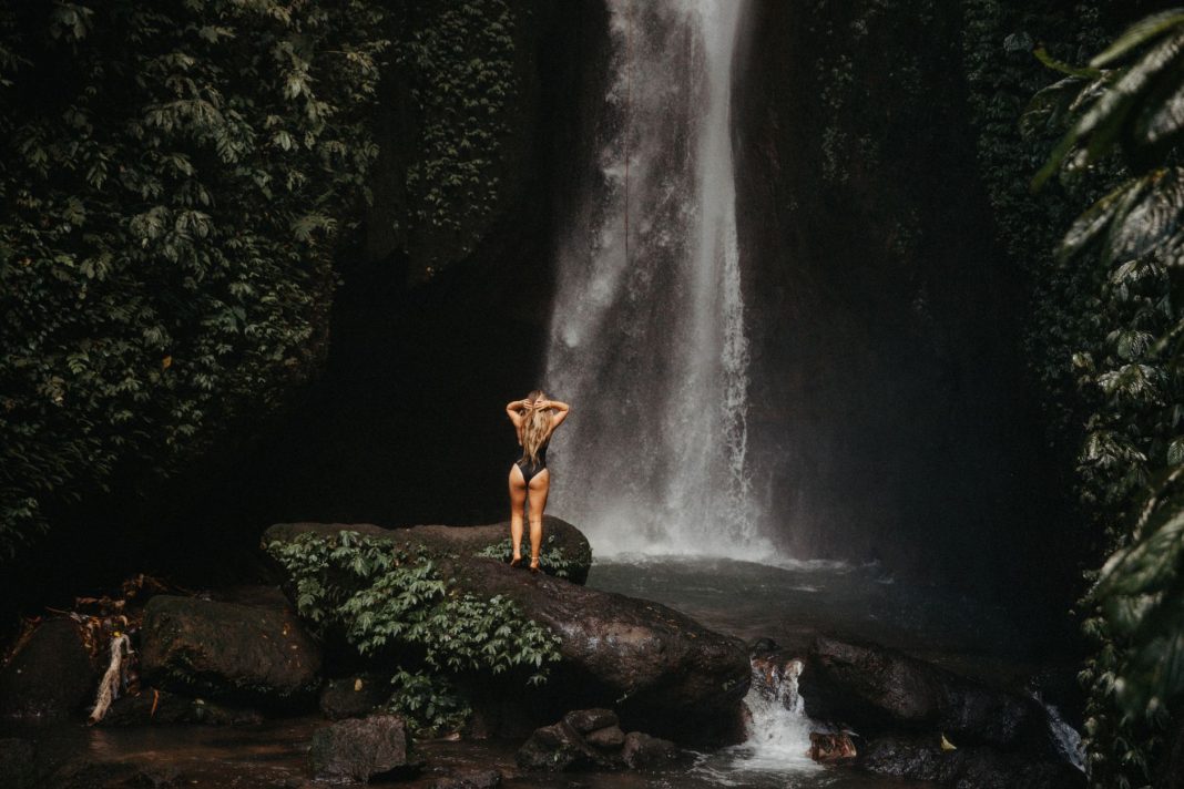 Air Terjun Matayangu di kawasan Taman Nasional Manupeu Tanah Daru, Sumba Tengah